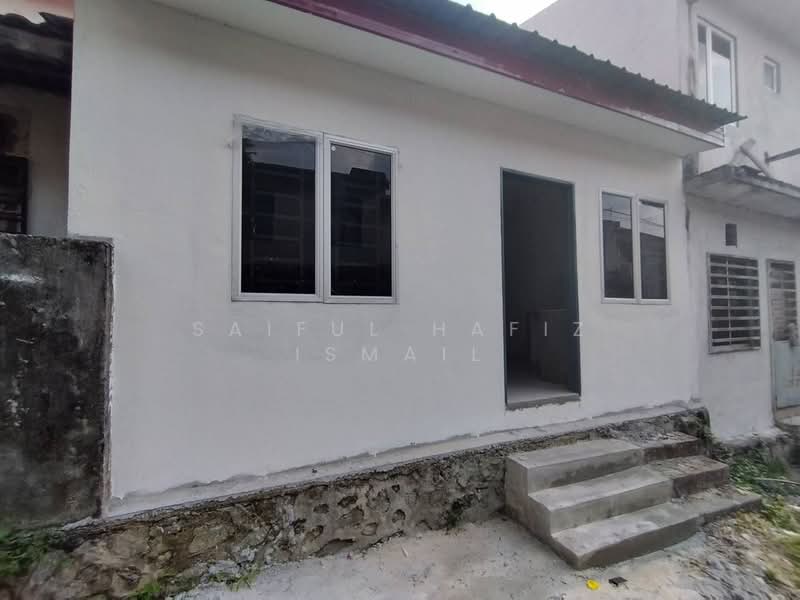Rumah Teres 2 Tingkat untuk Dijual di Rawang (Selangor) - Saiful Hafiz Ismail - Exterior - PropertyGuru.com.my