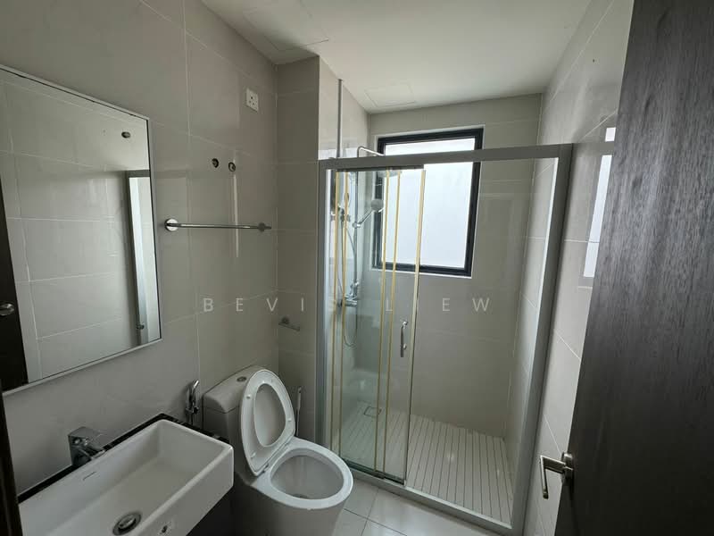 Condominium for Sale at Bay Point @ Country Garden Danga Bay - Bevis Liew - Bathroom - PropertyGuru.com.my