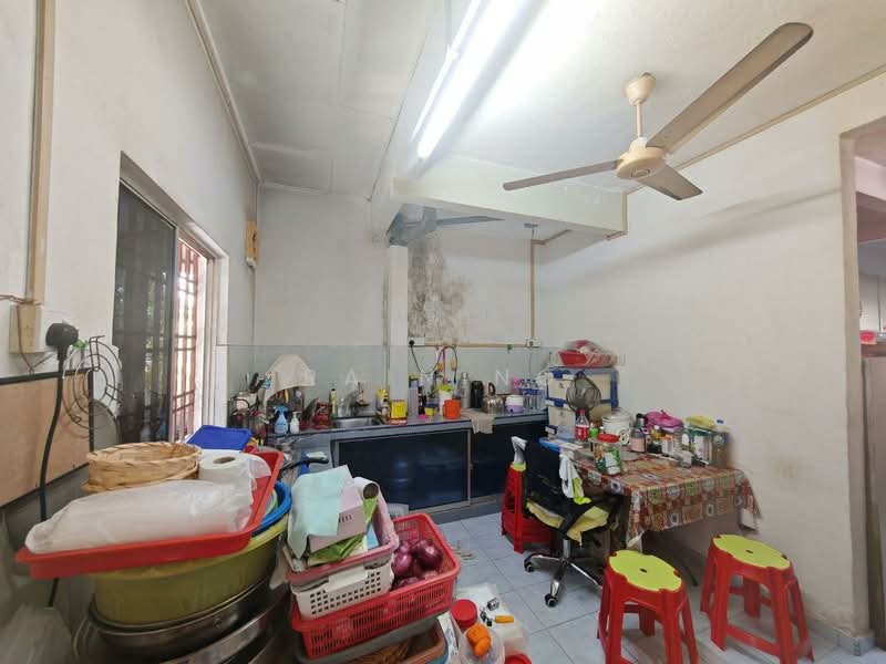 2-storey Terraced House for Sale in Batu Pahat (Johor) - Rain Ng - Kitchen - PropertyGuru.com.my