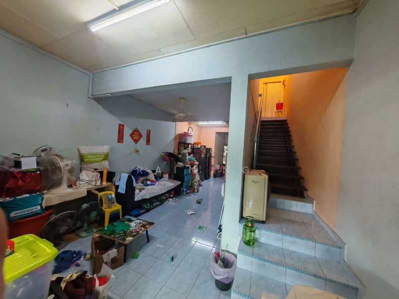 2-storey Terraced House for Sale in Batu Pahat (Johor) - Rain Ng - Living Room - PropertyGuru.com.my