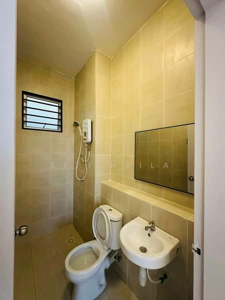 Condominium for Rent at Residensi Adelia 4 - Siti Haila - Bathroom - PropertyGuru.com.my