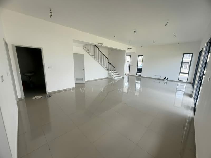 2-storey Terraced House for Sale in Bandar Gamuda Gardens (Rawang) - Elwin Mah - Living Room - PropertyGuru.com.my