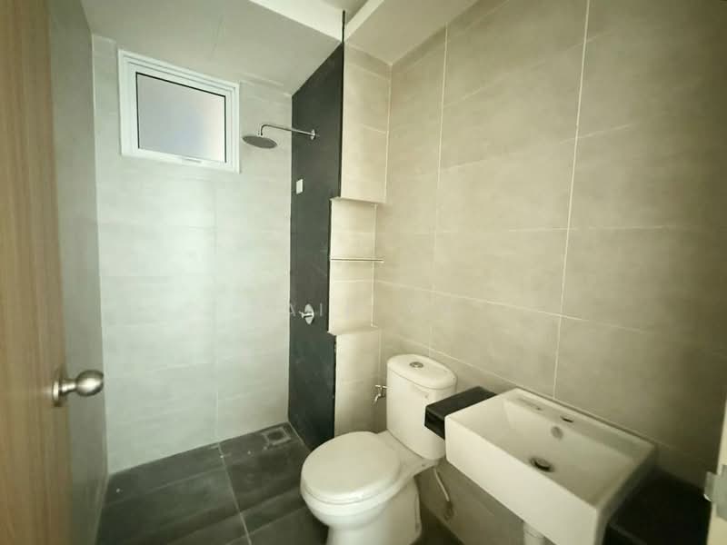 Condominium for Sale at QuayWest Residence - Rain Yu - Bathroom - PropertyGuru.com.my