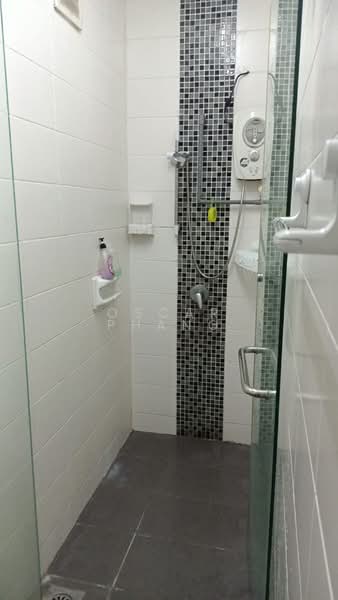 Service Residence for Rent at Vue Residences - Oscar Phang - Bathroom - PropertyGuru.com.my