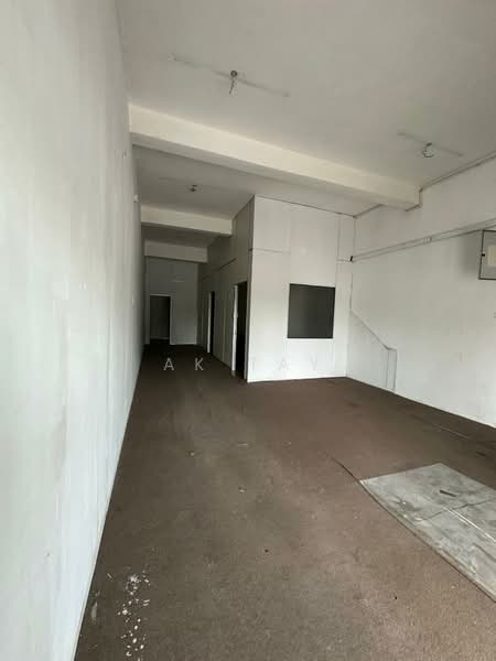 Shop / Office for Rent in Bandar Bukit Mahkota (Bangi) - AK TAY - Interior - PropertyGuru.com.my