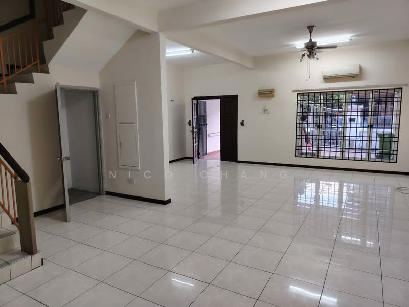 Rumah Teres 2 Tingkat untuk Disewa di Taman Usahawan (Kepong) - Nico Chang - Living Room - PropertyGuru.com.my