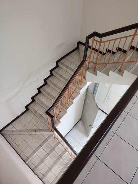 Rumah Teres 2 Tingkat untuk Disewa di Taman Usahawan (Kepong) - Nico Chang - Corridor - PropertyGuru.com.my