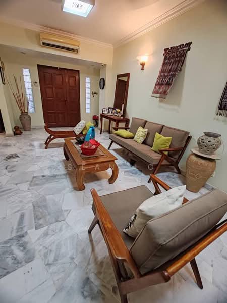 Rumah Teres untuk Dijual di Bukit Rahman Putra (Sungai Buloh) - Sean Lo - Living Room - PropertyGuru.com.my