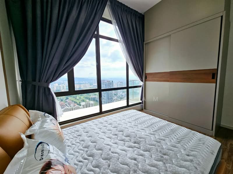 Servis Apartment untuk Dijual di The Park Sky Residence - Aaron Lam - Bedroom - PropertyGuru.com.my