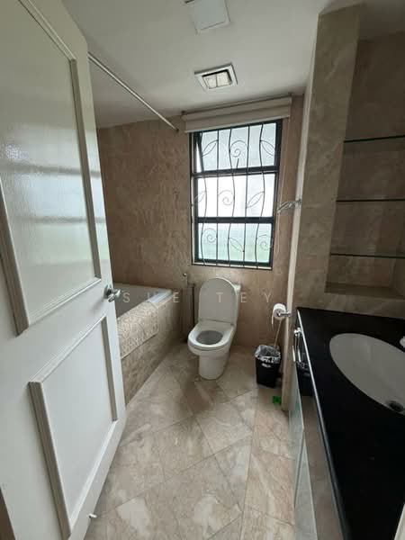 Condominium for Sale at 202 DC (Desa Cahaya) - Sue Tey - Bathroom - PropertyGuru.com.my