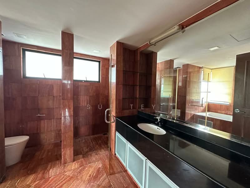 Condominium for Sale at 202 DC (Desa Cahaya) - Sue Tey - Bathroom - PropertyGuru.com.my
