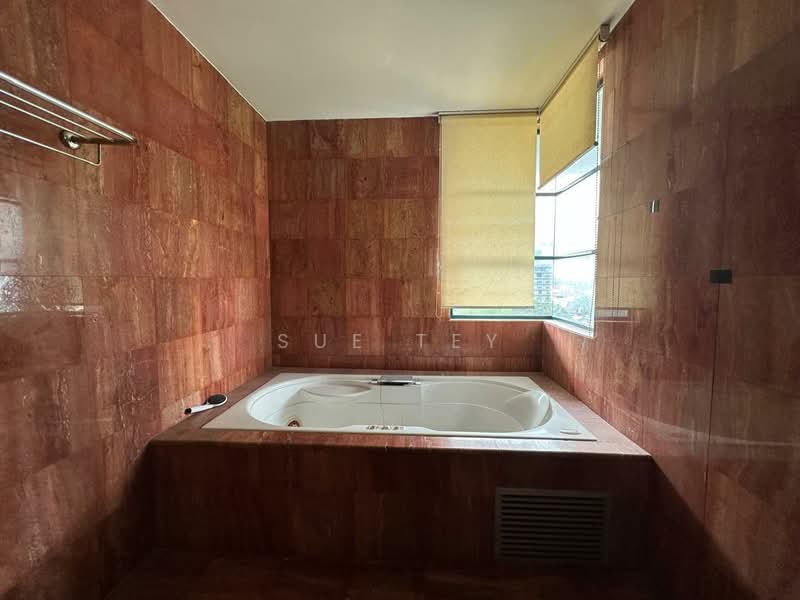 Condominium for Sale at 202 DC (Desa Cahaya) - Sue Tey - Bathroom - PropertyGuru.com.my