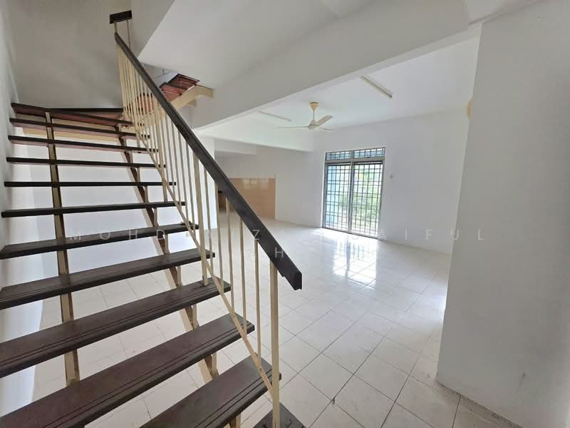 2-storey Terraced House for Sale in Taman Tasik Puchong (Puchong) - Mohd Aizat Saiful Bahri - Interior - PropertyGuru.com.my