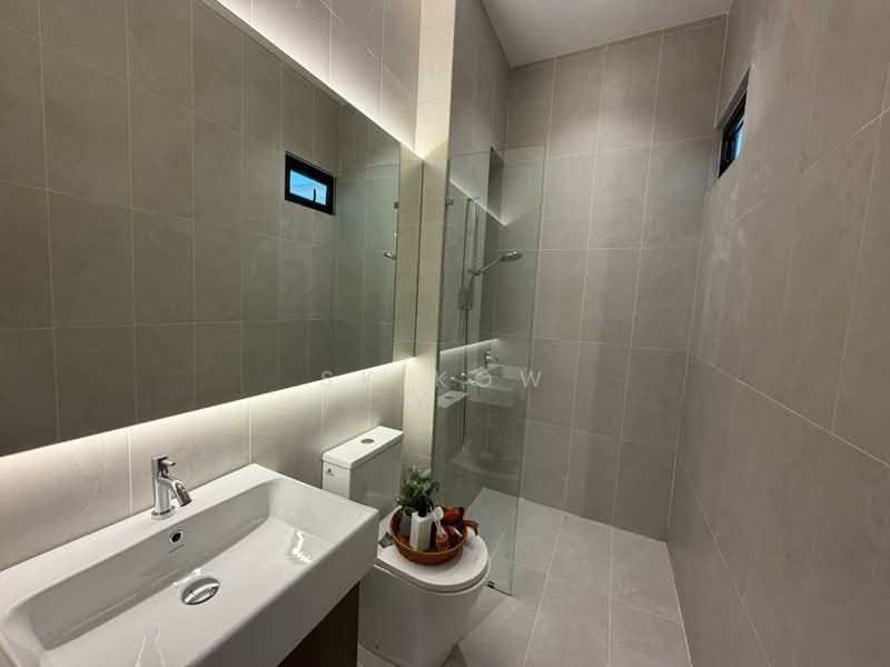 Service Residence for Sale at Damansara Laverra - SK Kow - Bathroom - PropertyGuru.com.my