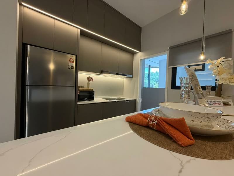 Service Residence for Sale at Damansara Laverra - SK Kow - Kitchen - PropertyGuru.com.my