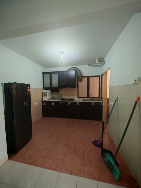 Kondominium untuk Dijual di Palm Spring @ Damansara - Charles Soh - Kitchen - PropertyGuru.com.my