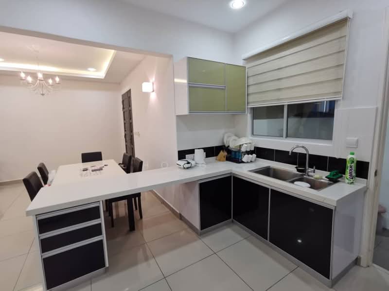 Condominium for Sale at Surin Condominium - Hong . - Kitchen - PropertyGuru.com.my