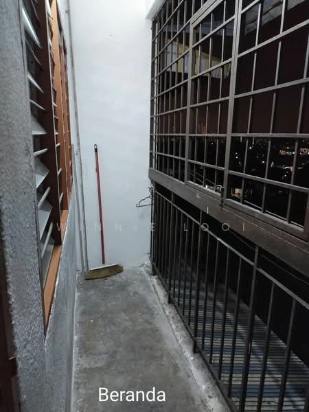 Flat for Sale at Taman Mulia Jaya - Winnie Looi - Balcony - PropertyGuru.com.my