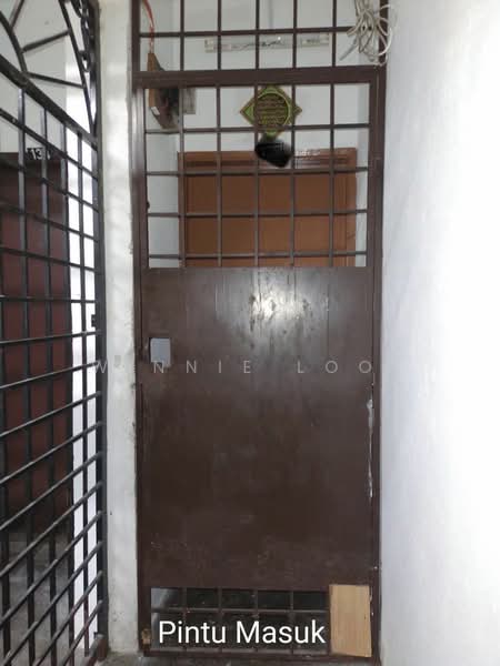 Flat for Sale at Taman Mulia Jaya - Winnie Looi - Entrance - PropertyGuru.com.my