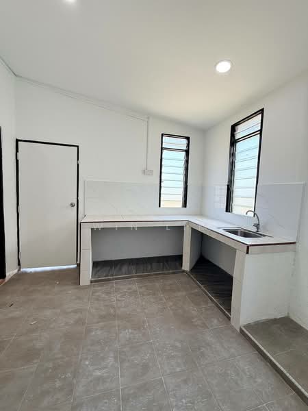 2-storey Terraced House for Sale in Taman Desa Kluang (Kluang) - Win Lim - Kitchen - PropertyGuru.com.my