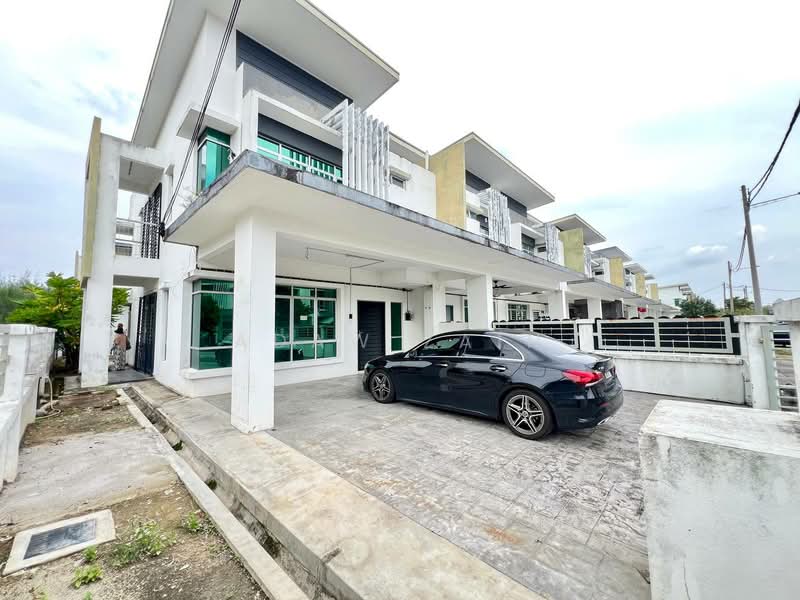 2-storey Terraced House for Rent in Shah Alam (Selangor) - Adaw Zain - Exterior - PropertyGuru.com.my