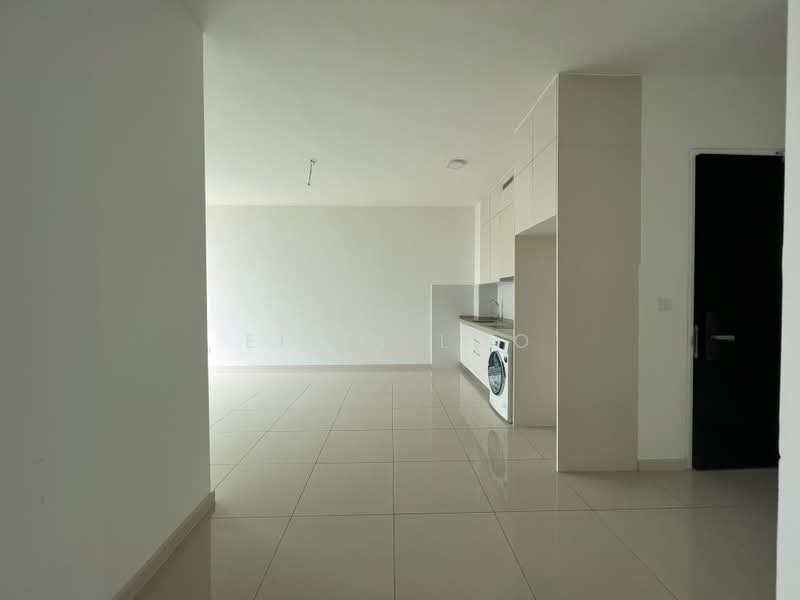 Service Residence for Sale at The M @ Medini Macrolink - Eliin Loo - Kitchen - PropertyGuru.com.my
