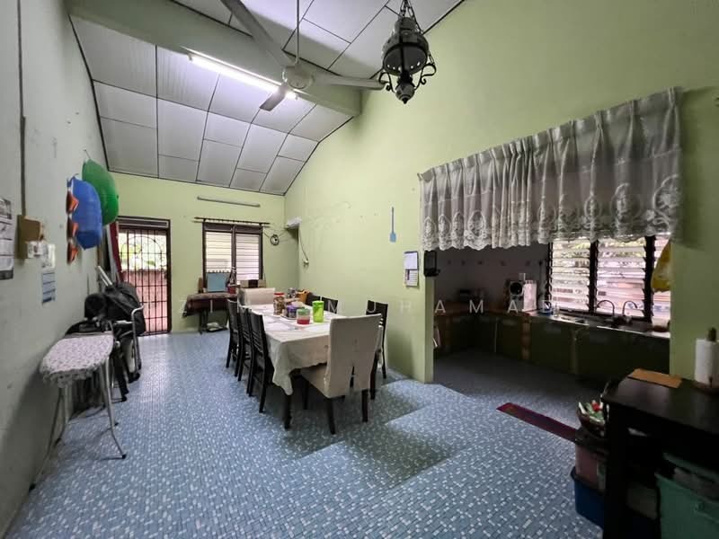 Bungalow for Sale in Ipoh (Perak) - Azimi Muhamad - Dining Room - PropertyGuru.com.my