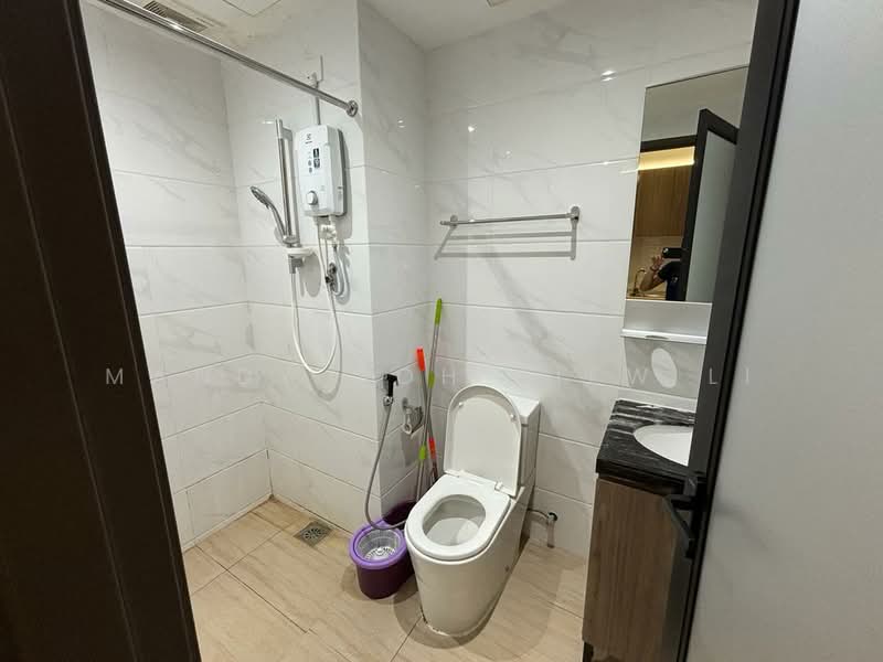 Service Residence for Rent at Country Garden Central Park - Mandy Goh Siew Li - Bathroom - PropertyGuru.com.my