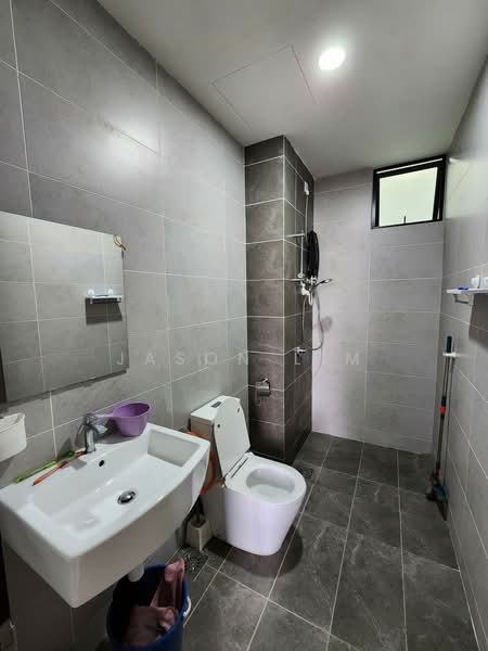 Service Residence for Rent at Twin Tower Residence - Jason Lim - Bathroom - PropertyGuru.com.my