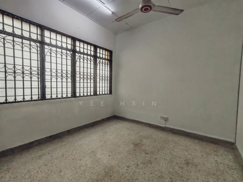 1-storey Terraced House for Rent in Taman Pelangi (Johor Bahru) - Yee Hsin - PropertyGuru.com.my