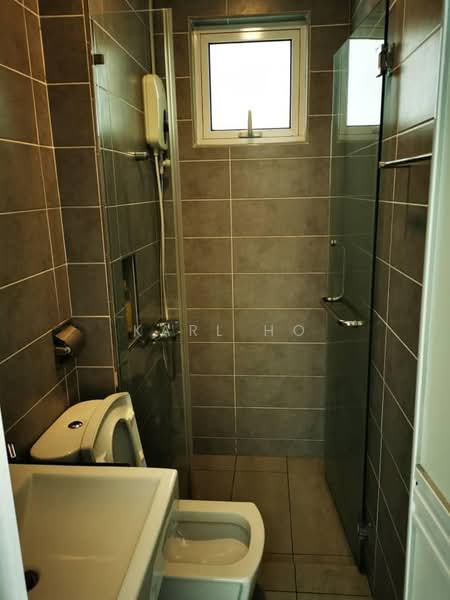 Service Residence for Rent at Paragon Residences @ Straits View - Karl Ho - Bathroom - PropertyGuru.com.my