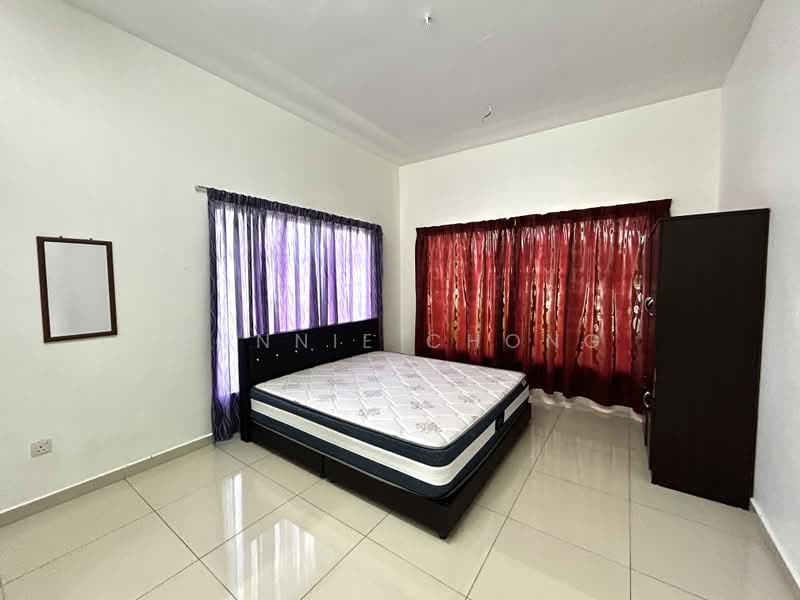 Bungalow for Sale in Port Dickson (Negeri Sembilan) - Connie Chong - Bedroom - PropertyGuru.com.my