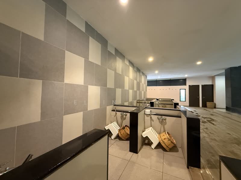 Pangsapuri untuk Dijual di Molek Pine 4 - Eliin Loo - PropertyGuru.com.my