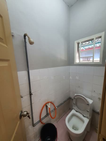 Rumah Teres 2 Tingkat untuk Disewa di Saujana Puchong (Puchong) - Jason Tan - Bathroom - PropertyGuru.com.my