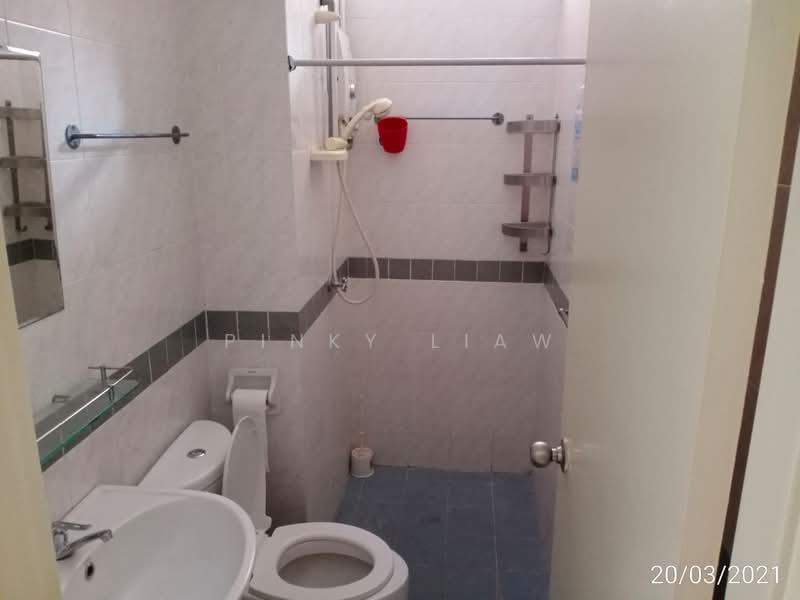 Kondominium untuk Dijual di Lakes Condominiums / Pangsapuri Tasik - Pinky Liaw - Bathroom - PropertyGuru.com.my