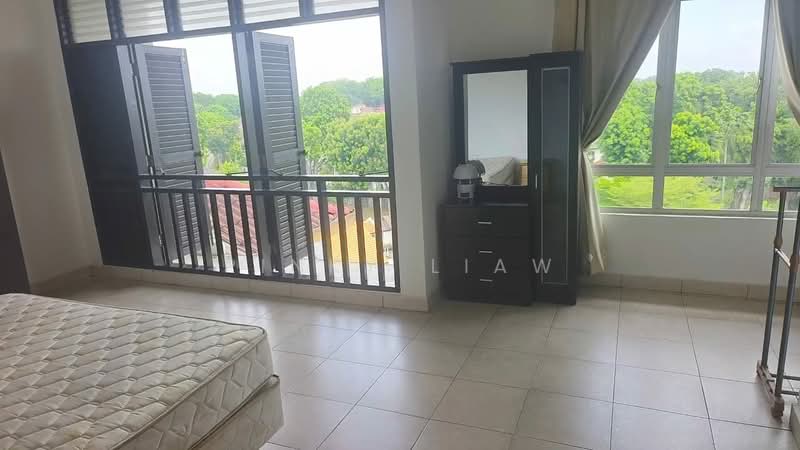 Kondominium untuk Dijual di Lakes Condominiums / Pangsapuri Tasik - Pinky Liaw - Bedroom - PropertyGuru.com.my