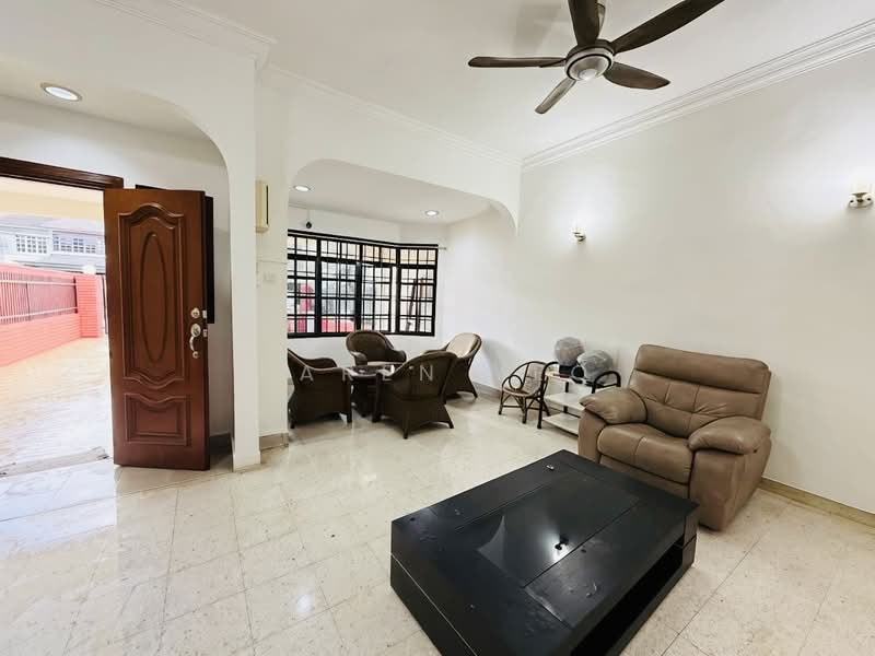 2-storey Terraced House for Rent in Taman Pelangi (Johor Bahru) - Karen Yeo - PropertyGuru.com.my