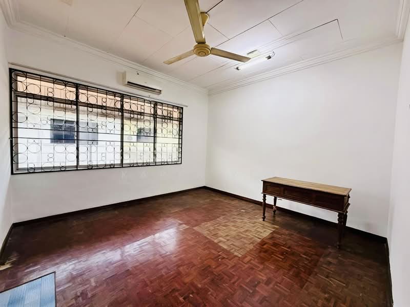 2-storey Terraced House for Rent in Taman Pelangi (Johor Bahru) - Karen Yeo - PropertyGuru.com.my