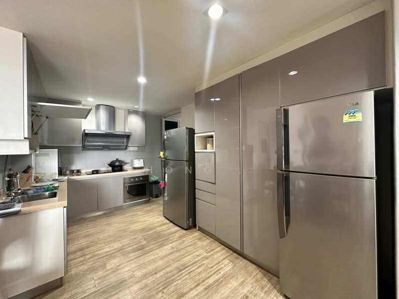 Condominium for Sale at Surin Condominium - Hong . - Kitchen - PropertyGuru.com.my