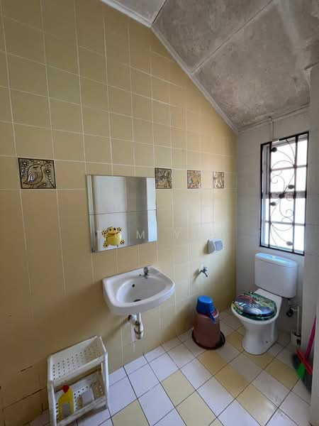 2-storey Terraced House for Sale in Denai Alam (Shah Alam) - Tom Yip - Bathroom - PropertyGuru.com.my