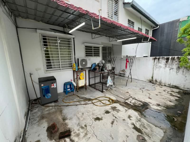 2-storey Terraced House for Sale in Taman Puncak Jalil (Seri Kembangan) - Liza Awi - Exterior - PropertyGuru.com.my