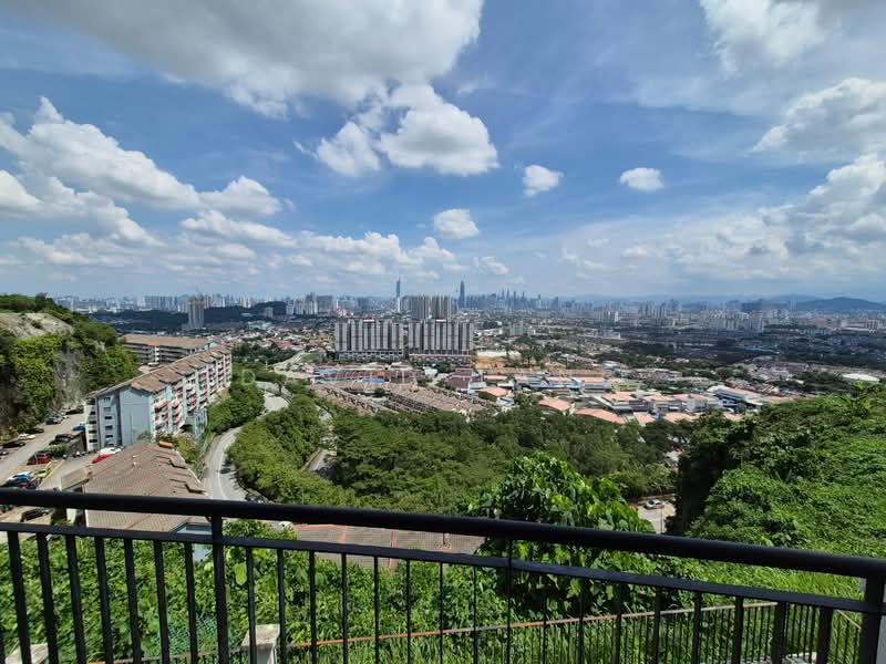 Rumah Berkembar untuk Dijual di Taman Bukit Permai (Ampang) - David Tang - View - PropertyGuru.com.my