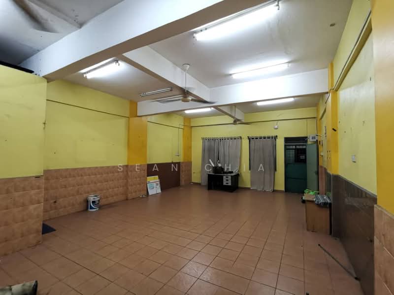 Shop for Sale in Taman Desa Mentari (Petaling Jaya) - Sean Chia - Interior - PropertyGuru.com.my
