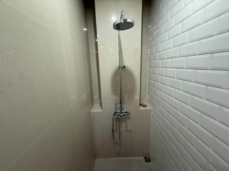 Kondominium untuk Disewa di Quayside Seafront Resort Condominiums - Hoy Meng - Bathroom - PropertyGuru.com.my