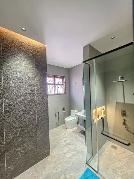 Bungalow for Sale in Putrajaya (Putrajaya) - Hazwan Hilmi - Bathroom - PropertyGuru.com.my