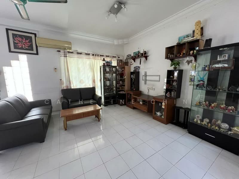 Rumah Teres 2.5 Tingkat untuk Dijual di Ipoh (Perak) - Catherine Chin - Living Room - PropertyGuru.com.my