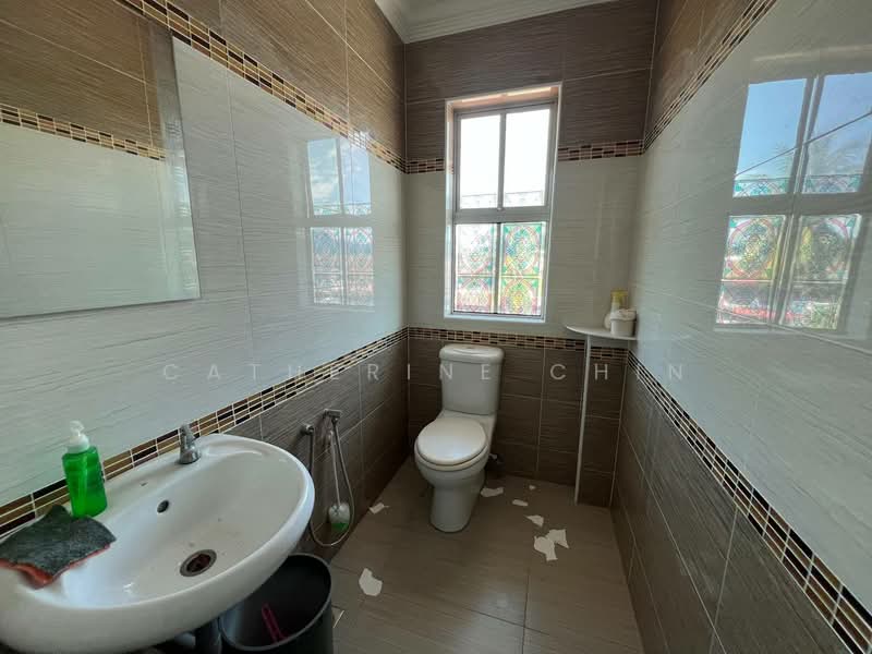 Rumah Teres 2.5 Tingkat untuk Dijual di Ipoh (Perak) - Catherine Chin - Bathroom - PropertyGuru.com.my