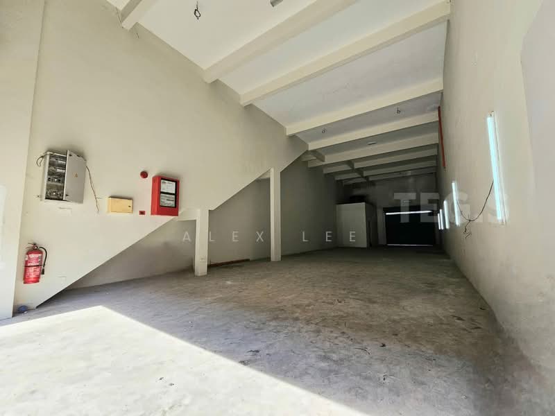Warehouse for Rent in Shah Alam (Selangor) - Alex Lee - Interior - PropertyGuru.com.my