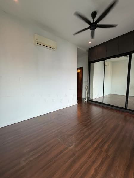 Condominium for Sale at Isle of Kamares - Norsyahidah Razlan - Bedroom - PropertyGuru.com.my