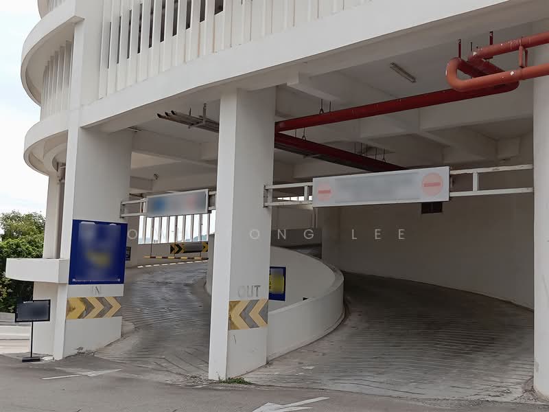 Office for Sale in Bayan Lepas (Penang) - Owi Fong Lee - Car Park - PropertyGuru.com.my